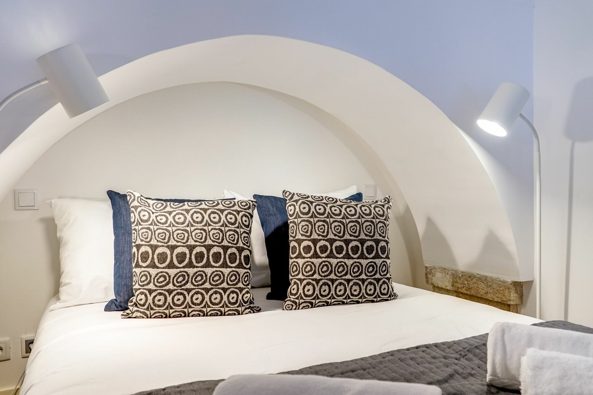 Sweet Inn Apartment - Chiado Luxury Лиссабон Экстерьер фото