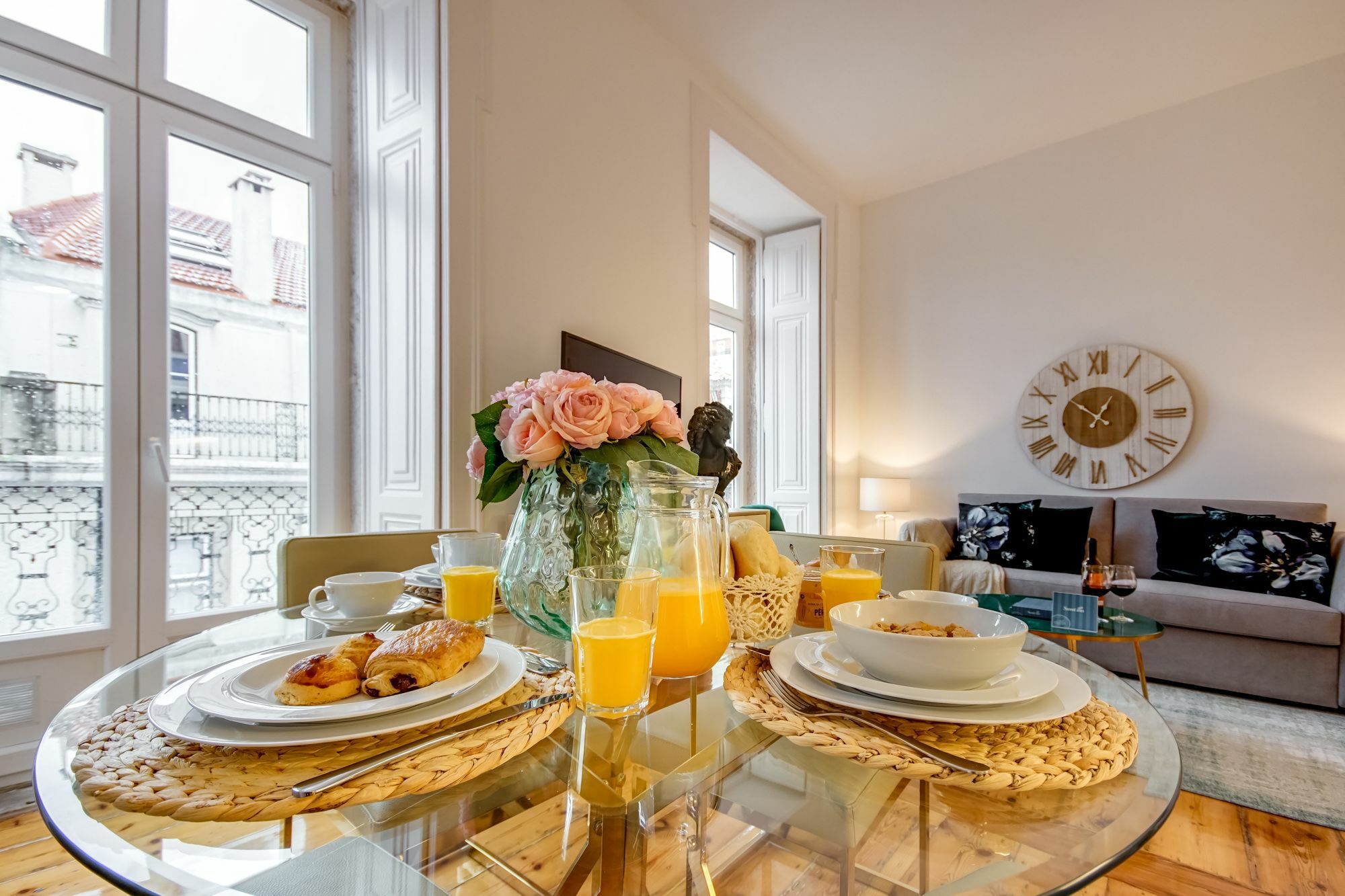 Sweet Inn Apartment - Chiado Luxury Лиссабон Экстерьер фото