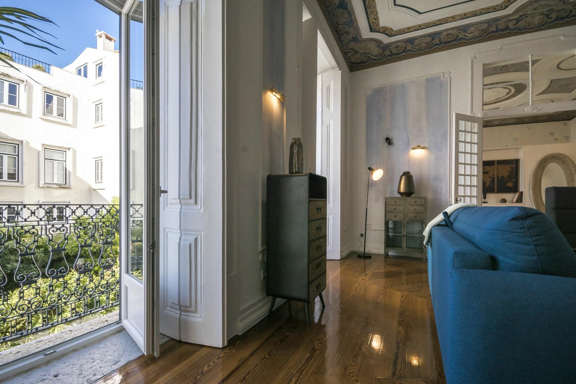Sweet Inn Apartment - Chiado Luxury Лиссабон Экстерьер фото